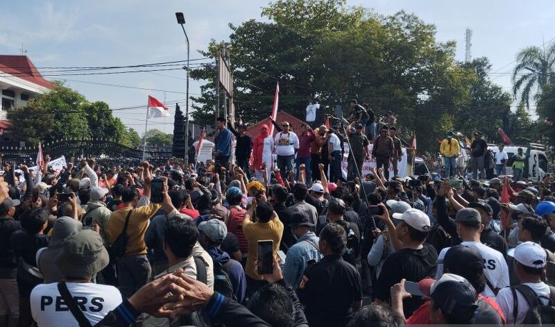 Sudewo Tolak Mundur dari Jabatan Bupati Pati Usai di Demo